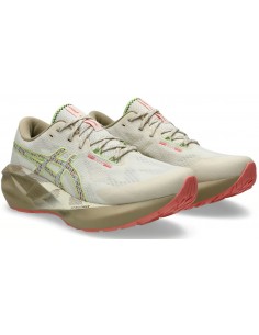 ASICS ZAPATILLAS RUNNING NOVABLAST 5 TR BEIGE MUJER 2
